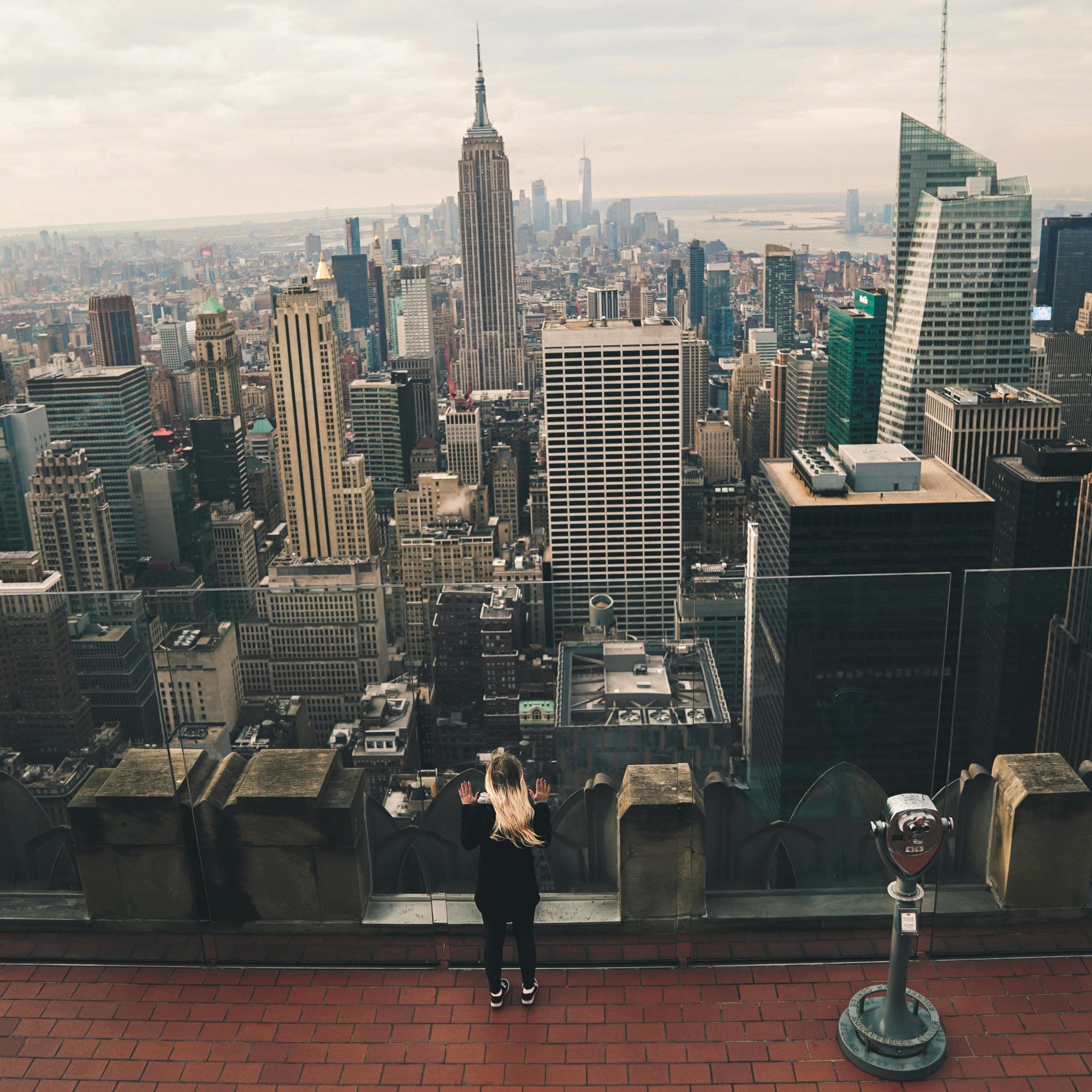 visit top of the rock at the rockefeller center
